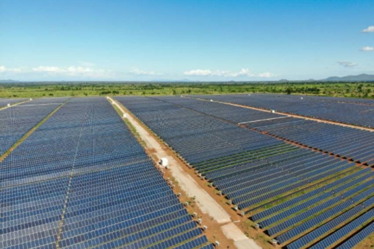 Image d'une central solaire en Cote d'ivoire installée au Sol