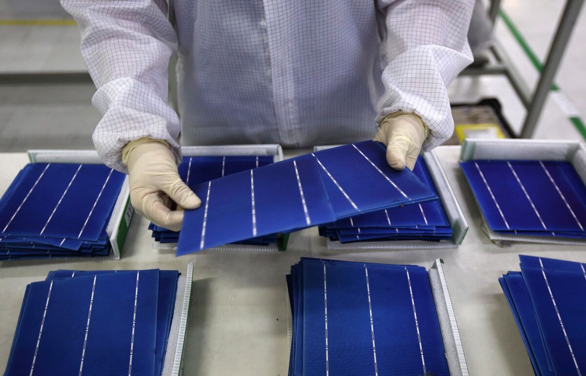 image pour usine de panneaux solaires