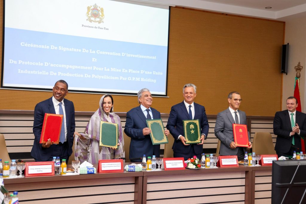 Signature de la convention pour usine de polysilicium vert à Tan Tan