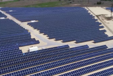 Centrale solaire qui représente l'énergie-pivot du Niger