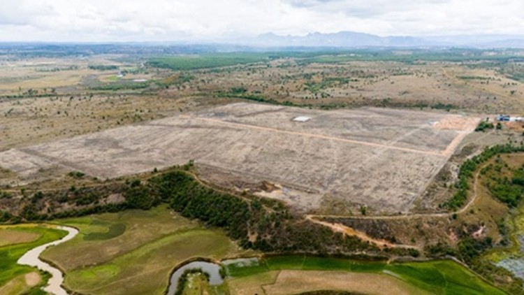 Vue arienne du site de la future centrale solaire pour Madagascar solaire