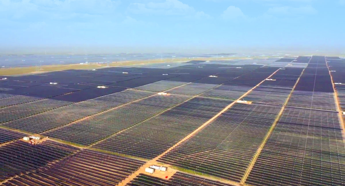 image aerienne de giga-solar park