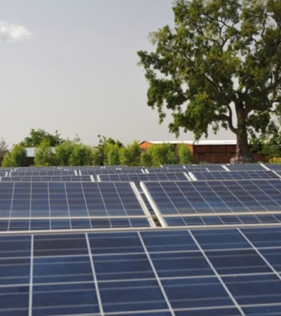 image de centrale solaire, representation de l'appel d'offres pour 500 MW SOLAIRES