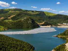 centrale solaire flottante sur la barrage de tanger