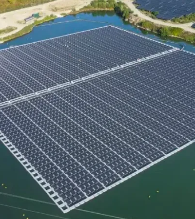 projet solaire flottant